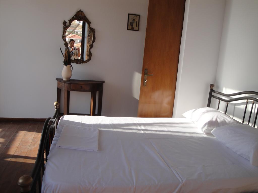 Villa Chrysodimi Chalki Town Værelse billede