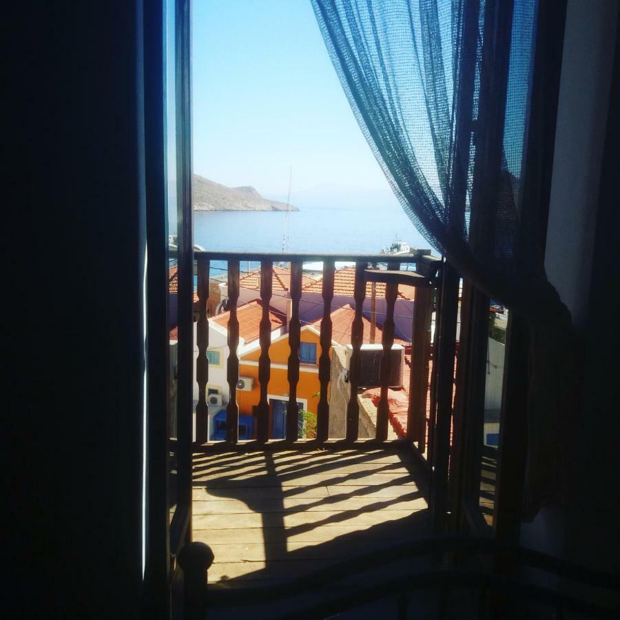 Villa Chrysodimi Chalki Town Eksteriør billede
