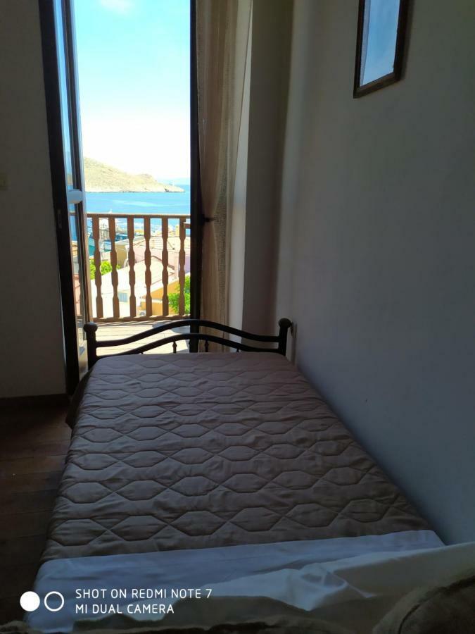 Villa Chrysodimi Chalki Town Eksteriør billede