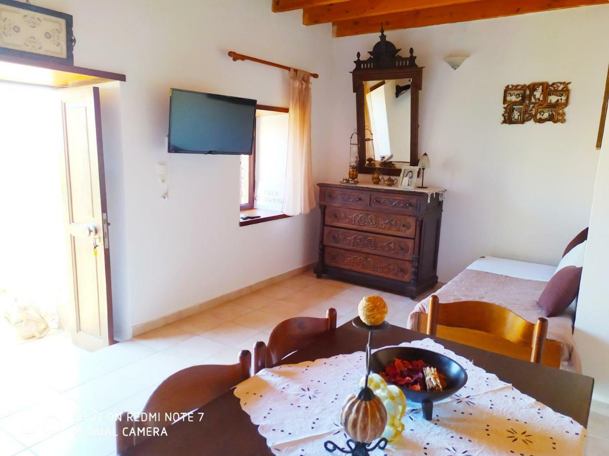 Villa Chrysodimi Chalki Town Eksteriør billede